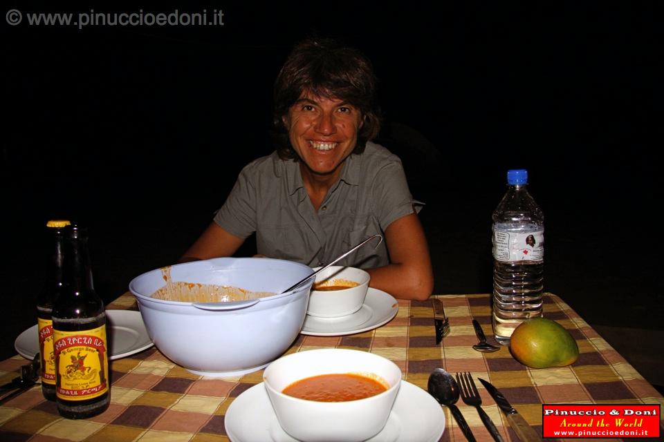 Ethiopia - Turni - Camping site - 22 - Dinner.jpg